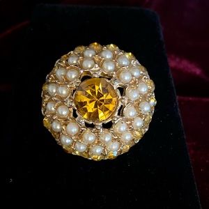 Estate Vintage Round Citrine Colored Glass Gem/Faux Seed Pearl Brooch, ?Juliana